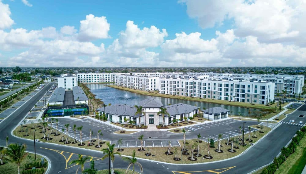 siestalakes-aerial-view