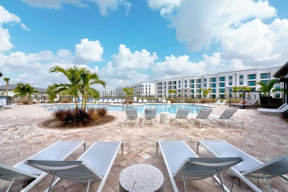 community-pool-lounge